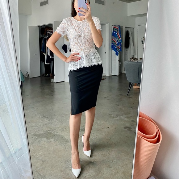 BCBGMaxAzria Tops - bcbgmaxazria white lace top